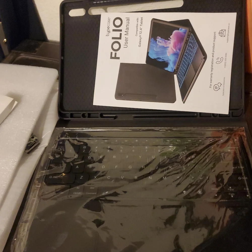 Keyboard and case for galaxy tablet